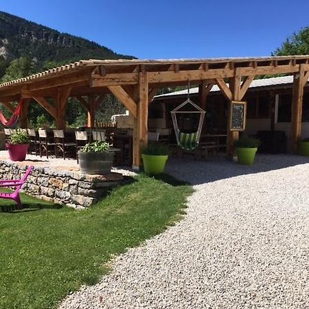 Camping Calme Et Nature كاستيلان المظهر الخارجي الصورة