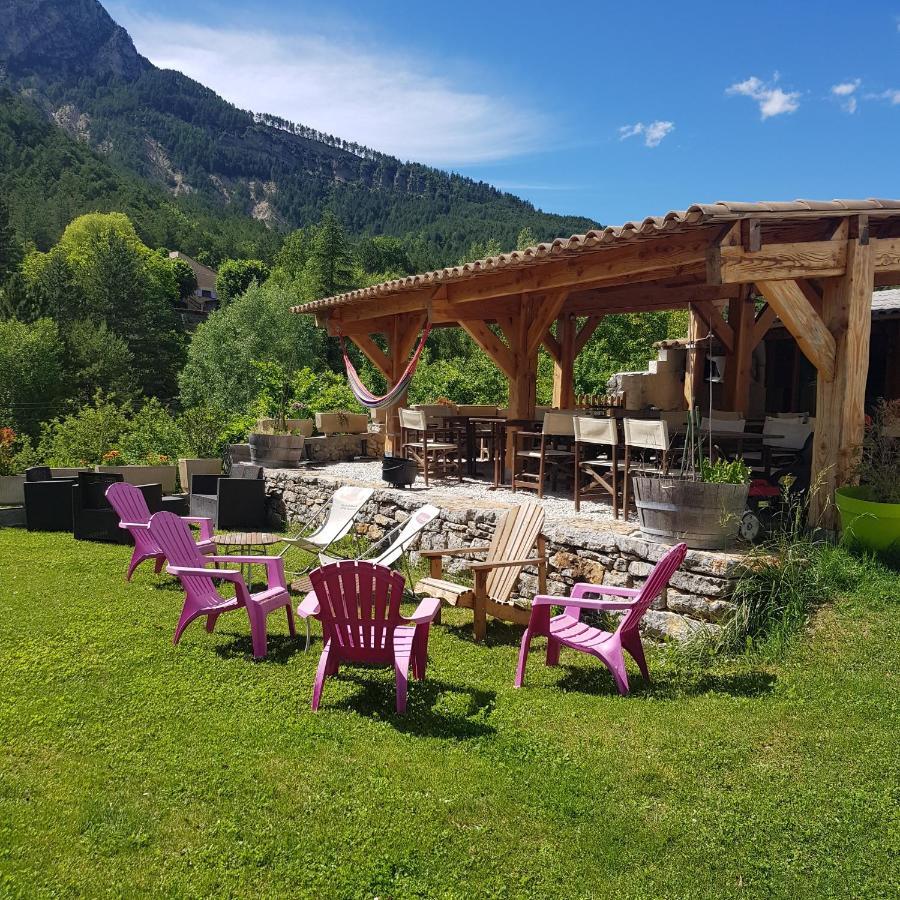 Camping Calme Et Nature كاستيلان المظهر الخارجي الصورة
