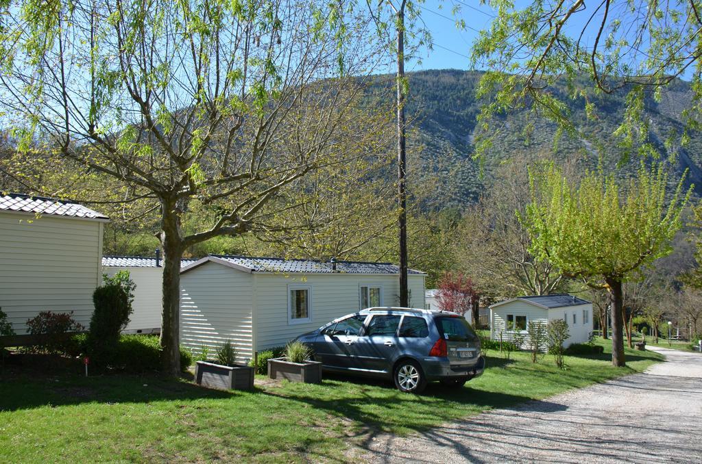 Camping Calme Et Nature كاستيلان الغرفة الصورة