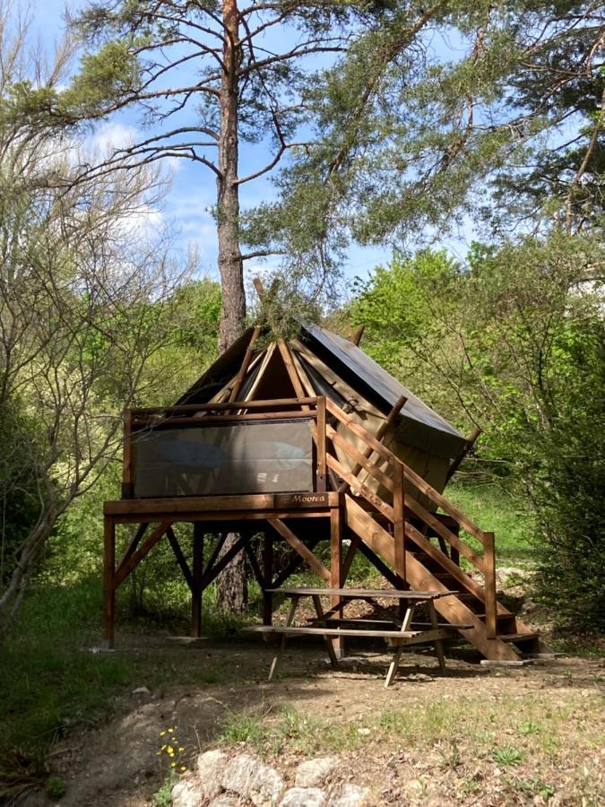 Camping Calme Et Nature كاستيلان المظهر الخارجي الصورة