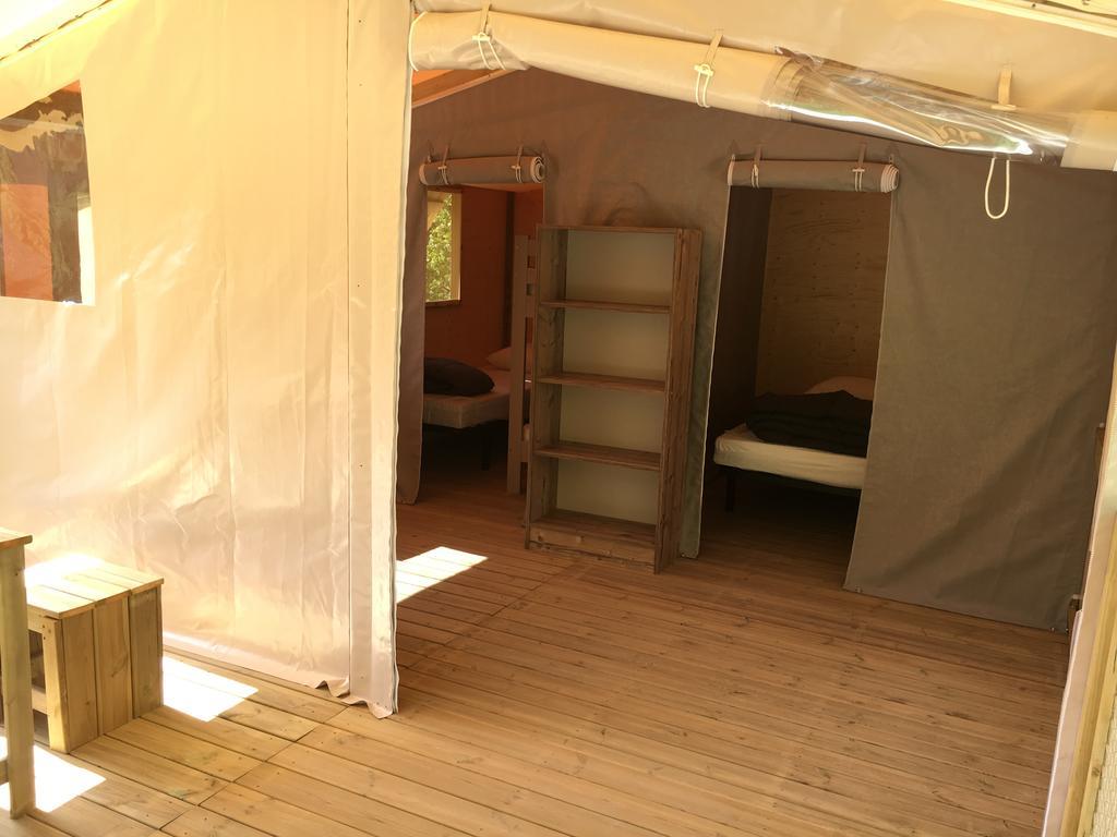 Camping Calme Et Nature كاستيلان المظهر الخارجي الصورة